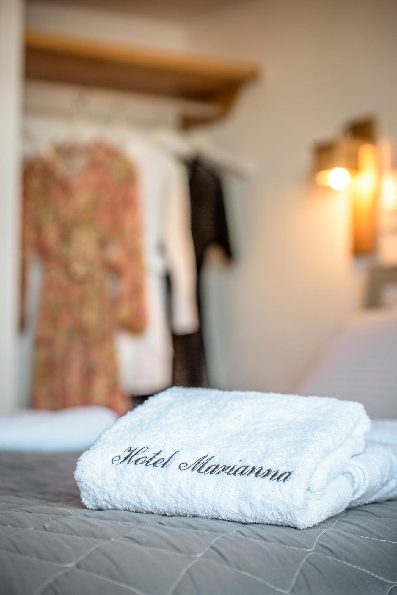 Marianna Hotel Периса Екстериор снимка
